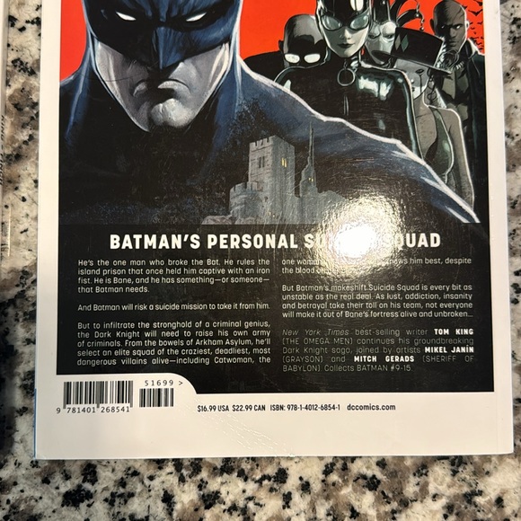 Batman TPB Vol. 1 & 2 - Picture 6 of 6